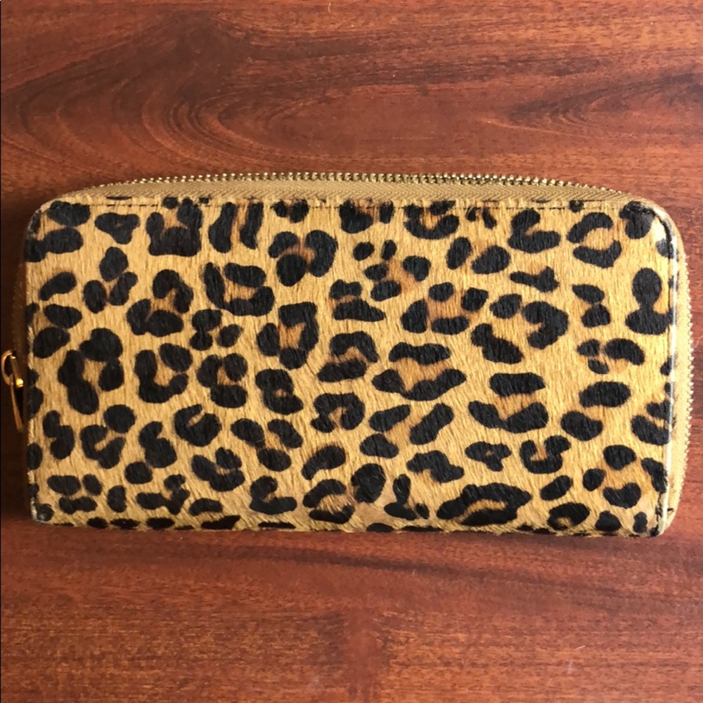 C wonder cheetah wallet